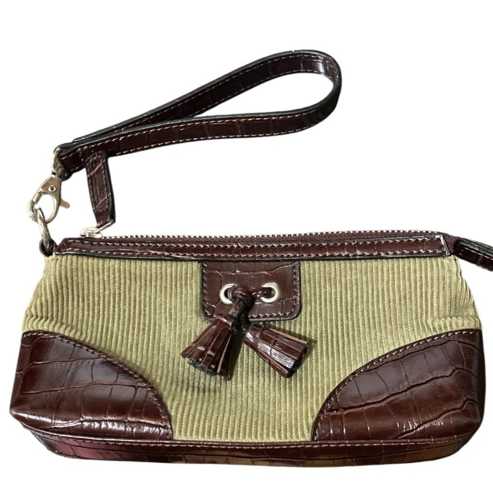 EUC Tommy Hilfiger Vintage olive corduroy and brown patent leather wristlet